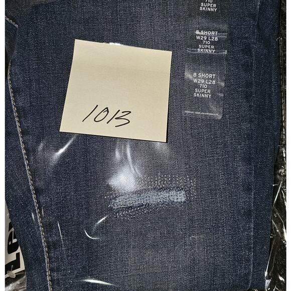 Levi's Women's 710 Super Skinny Jeans - Size 29x28 - Picture 8 of 8